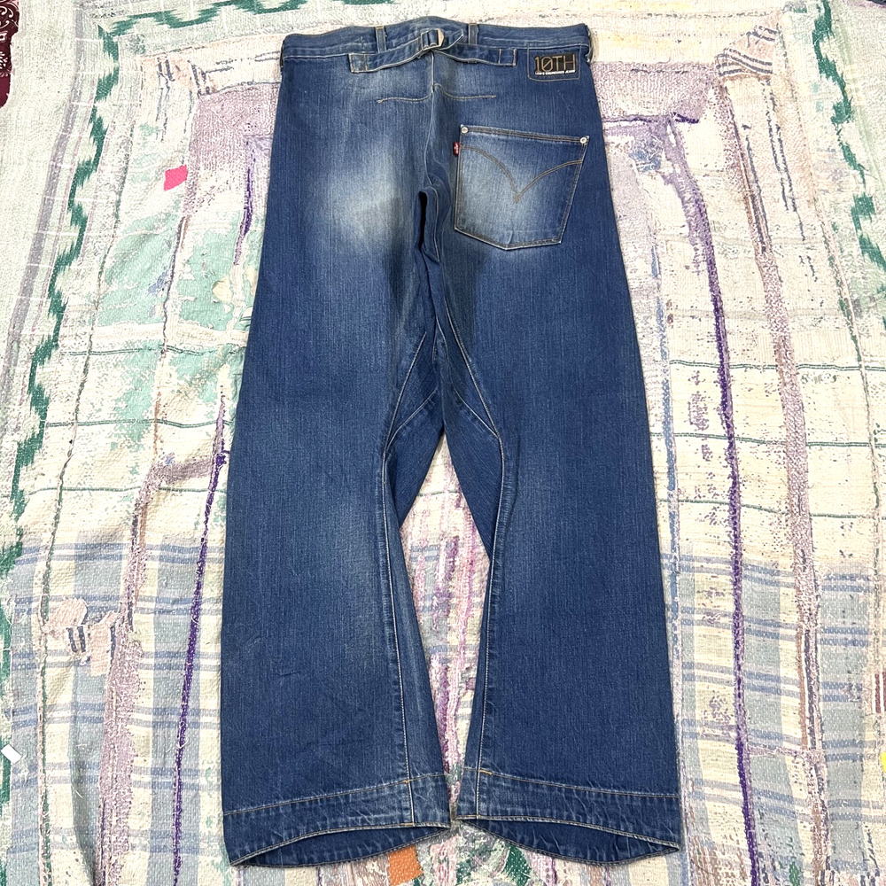 RARE Levi’s Engineered Twisted Denim Jeans Cinch Back 34 x 30 10th Anniversary
